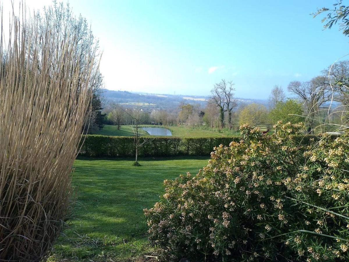 Gite Montabot Extérieur photo